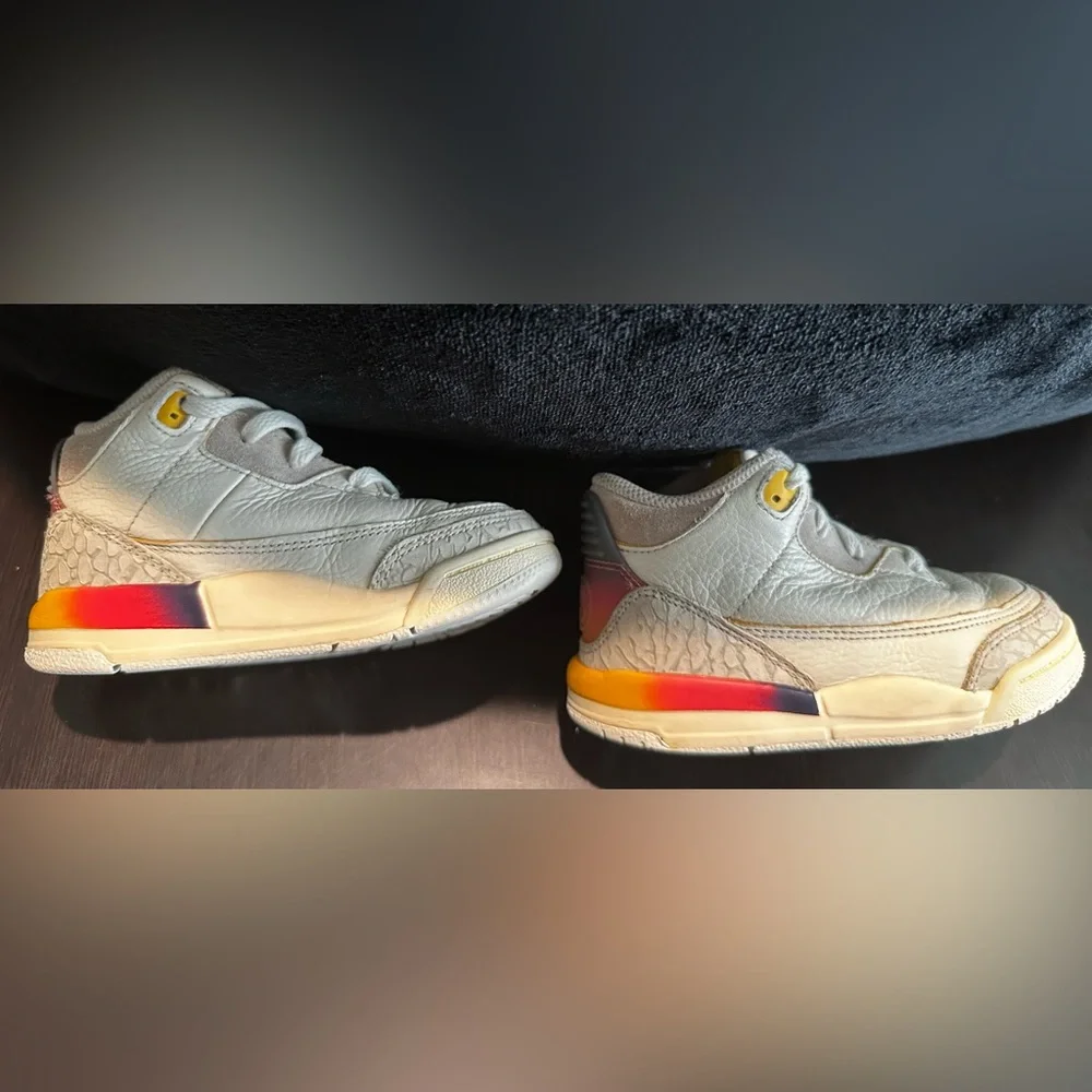 Nike Kids Sneakers in White and Yellow with Red Accents
